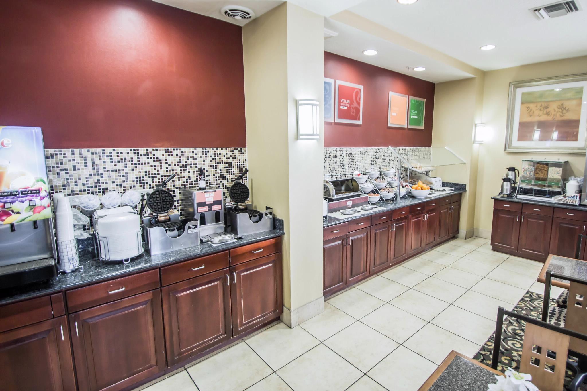 Comfort Suites Orlando Airport מראה חיצוני תמונה