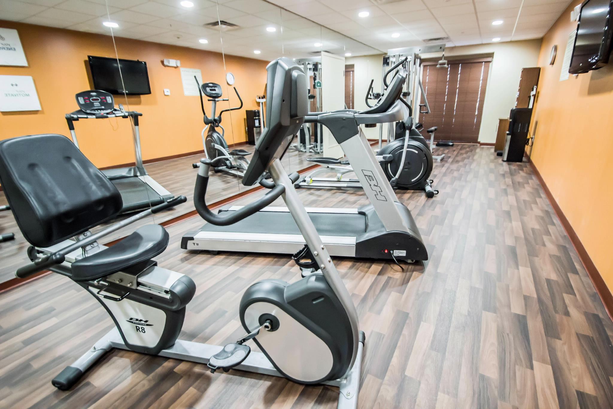 Comfort Suites Orlando Airport מראה חיצוני תמונה