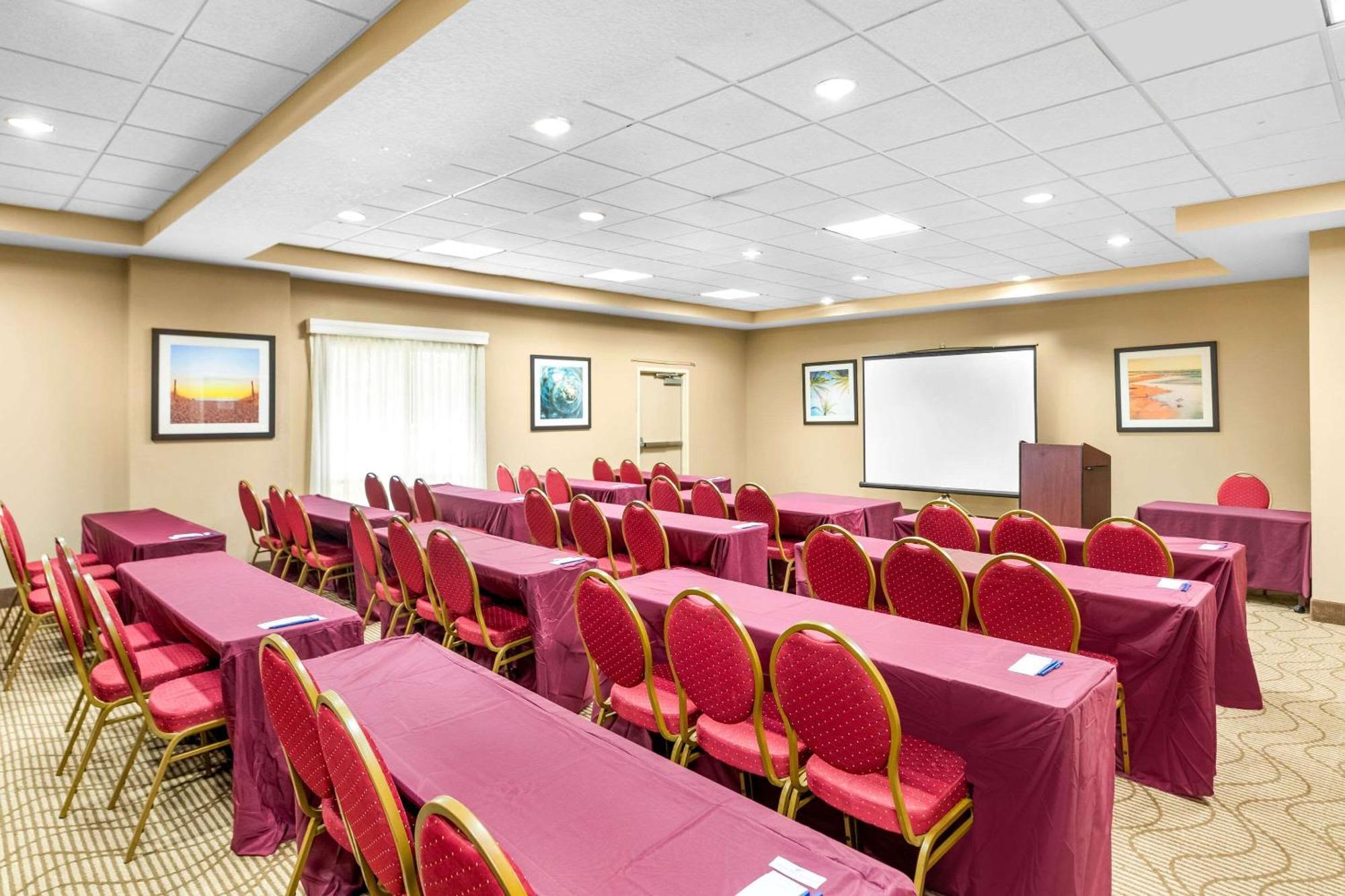 Comfort Suites Orlando Airport מראה חיצוני תמונה