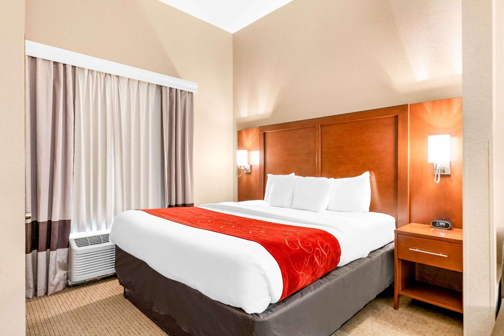 Comfort Suites Orlando Airport מראה חיצוני תמונה
